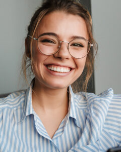 Woman smiling after having teeth whitened by Marble Falls dentist near Brady